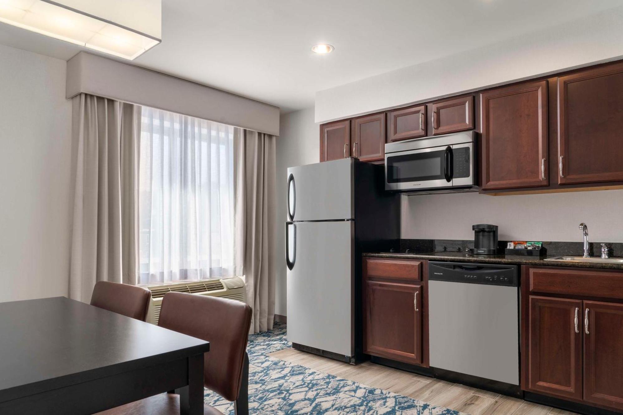 Homewood Suites By Hilton Boston Cambridge-Arlington, Ma Екстер'єр фото